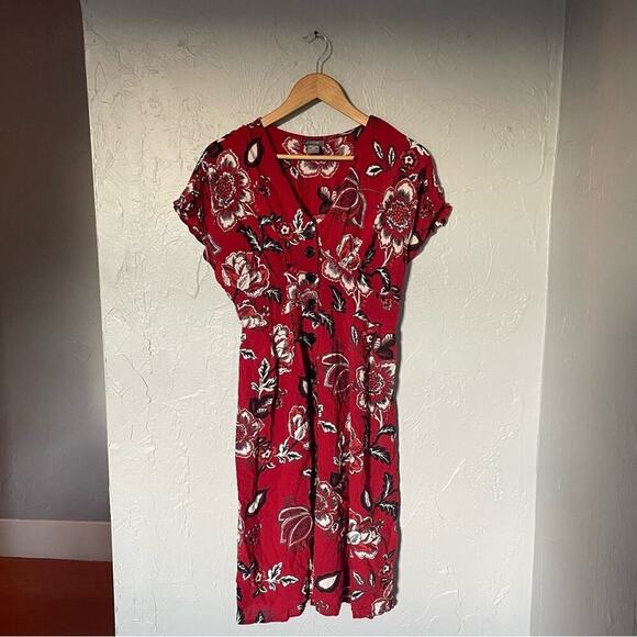Angie Dresses & Skirts - Angie Red Floral Flutter Sleeve Miss Honey Button Front Sundress sz Medium